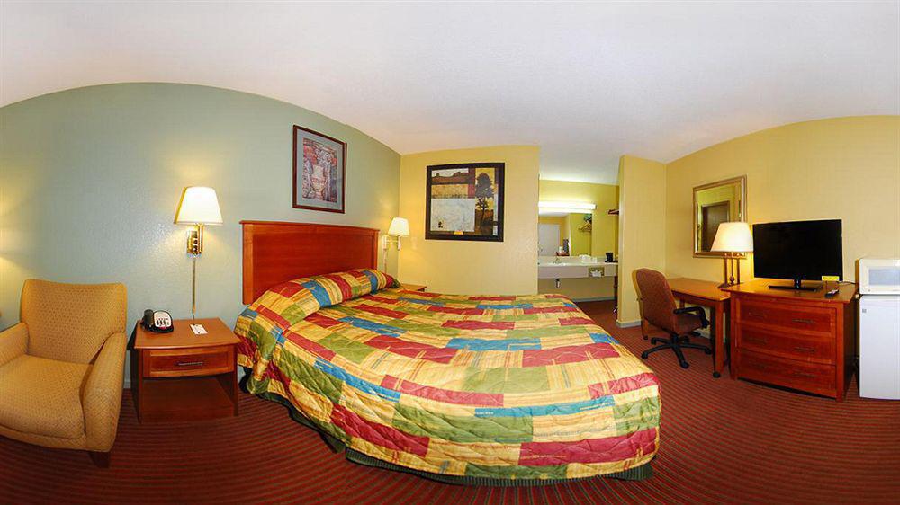 Rodeway Inn Concordia Dış mekan fotoğraf
